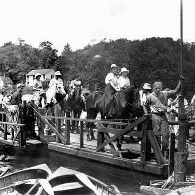 Chain Ferry Scow with horses