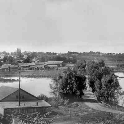 ClipsonMill-BridgeCa1900.jpg 478KB
