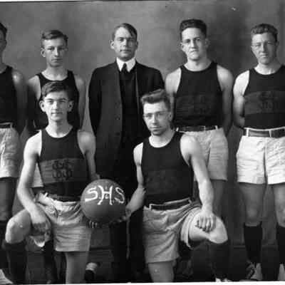 Basketball_team_pic.jpg 302MB