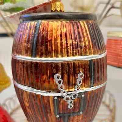 Douglas Root Beer Barrel