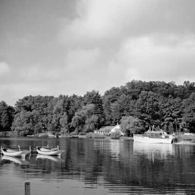 543 0/2	Saugatuck - cruisers	6/1949	Marder on river