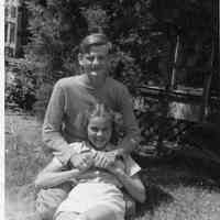          Jack & Betty Desloge 1940.jpg
   