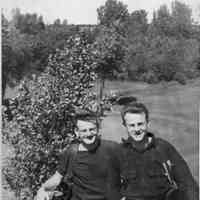          Jack & V.H.B. jr in Douglas 1940.jpg
   