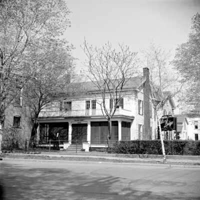 Leland Lodge