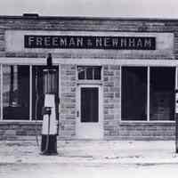          96-105-14_Freeman-Newnhan_Gas_Station.jpg 1.5MB; 96-105-14
   