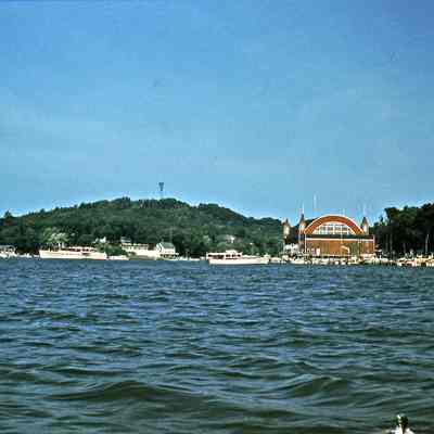BigPavilion.jpg 1.9MB