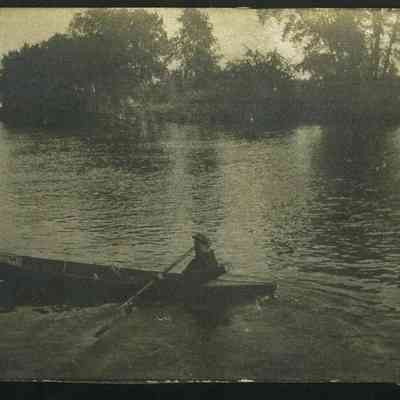 MRT-CanoeingOnRiver-c1911.JPG 178KB