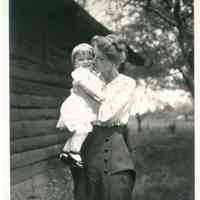          Baxter & Polly Fullerton.jpg 1.1MB; Polly Simpson Fullerton, Baxter Fullerton
   