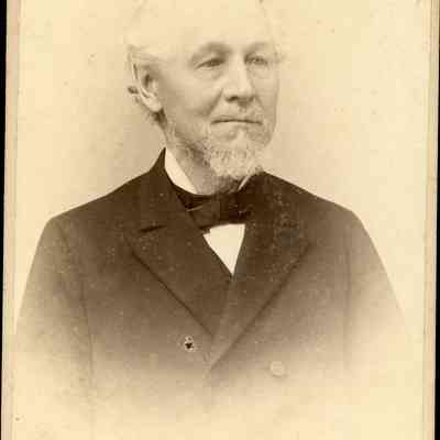 Dr._Chas_C_Wallin.jpg 996KB: Doctor Charles C. Wallin, C.C. Wallin