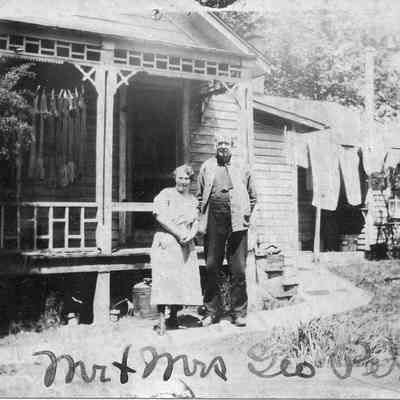 89-1-174_C_Mr._Mrs._George_Perkins.jpg 291KB