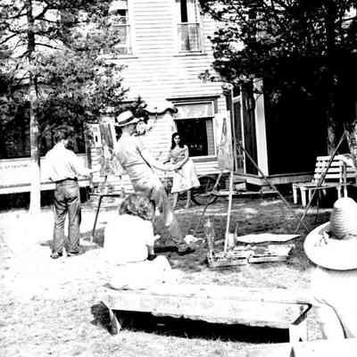 Art_class_S_284B_C.jpg 181KB: Francis Chapin, instructor, wearing hat at center.