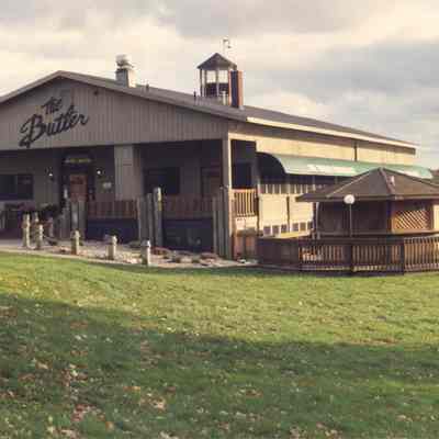 8.4ModernPhotoOfButler.jpg 671KB: North and west sides of Hotel Butler, after removal of porches and upper floors, c2007