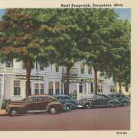          Hotel Saugatuck, Saugatuck, Mich. Postcard
   