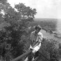          D0009.jpg 1.9MB; On top of Mount Baldhead
   