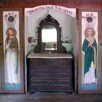 4doors.jpg 982KB: Norton Cottage interior