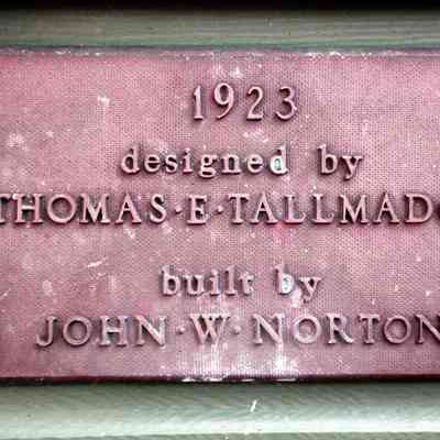 plaque.jpg 897KB: Norton Cottage interior