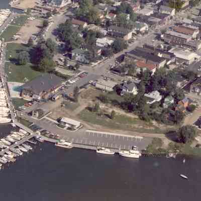 CWPC-0466AerialSaugatuck.JPG 181KB: Sergent marine, fruit exchange, Butler Restaurant, no condos
