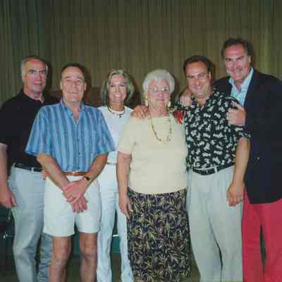Jayne_and_family.jpg