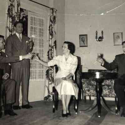 Scene A Winslow2.jpg 395KB