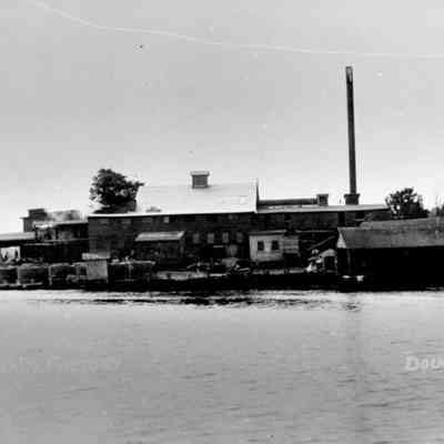 Basket_Factory_A.jpg 180KB: Basket Factory