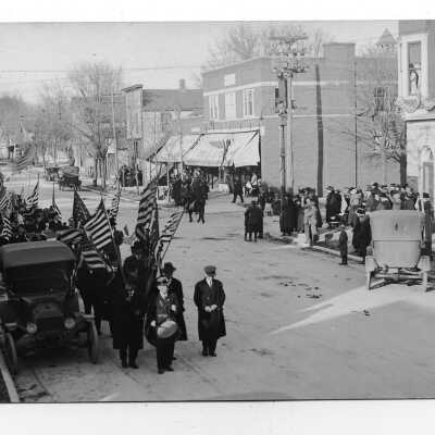 filename: 73 Civil war parade ca 1918