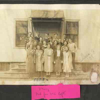HB-0160-SHSClassof1938.JPG 337KB: Saugatuck High School class of 1938
Photo marked 1937 - no names listed except "Henry 2nd from left"
Source: Chris Yoder via email Jan 2023