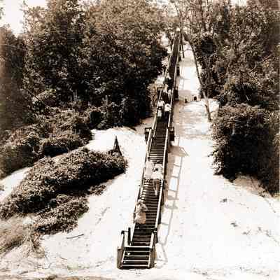 BG S Baldhead stairs pg115a.jpg 2.8MB