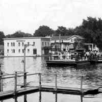          Chain Ferry with car ca 1925.jpg 709KB
   