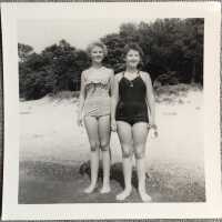 Frances Ann and Laura Elizabeth Griesedieck