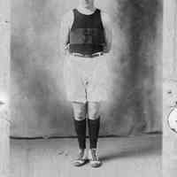          89-1-158_C_Dick_Newnham.jpg 307KB
   