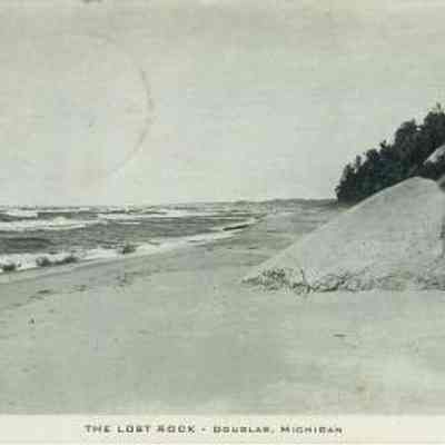lostrock-1940.jpg 17KB: Digital file on Jack Sheridan Drive 2021.72.02