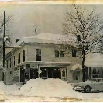 Butler_Mason_ca_1958.jpg 3.6MB