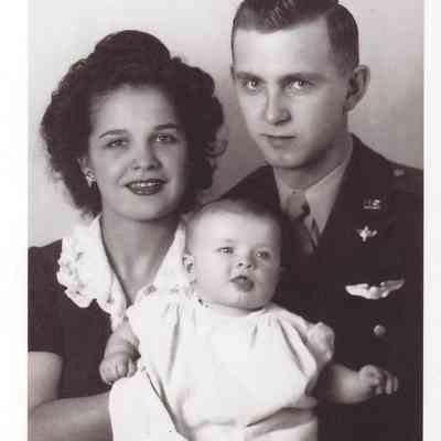 Mather-06-HowardFamily.JPG 197KB