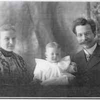          Wife Betty, R.G., and daughter Kathryn, about 1901
   