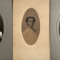          Kate Walz portraits picture number 2
   