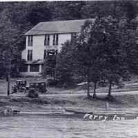          96-105-33_Ferry_Inn.jpg 2MB; 96-105-33 Ferry Inn
   