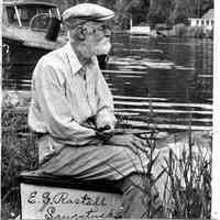          89-1-193_B_Ed_Rastall.jog 664KB; E.S. Rastall Saugatuck, Ferry Store in background.
   