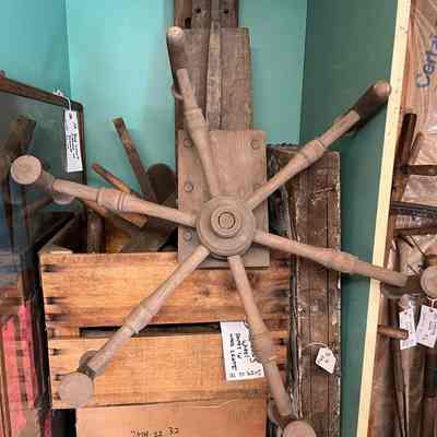 Spinning wheel