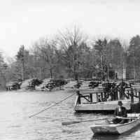          Ferry_with_logs_1913_tu.jpg 851KB
   