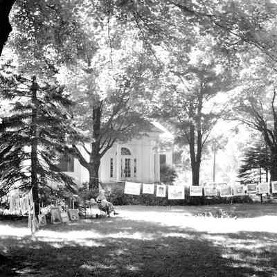 Clothes Line ArtSale, About 1955d.jpg 403KB