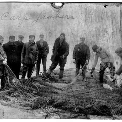 89-1-42A Carp Fishing.jpg 578KB: 89-1-42