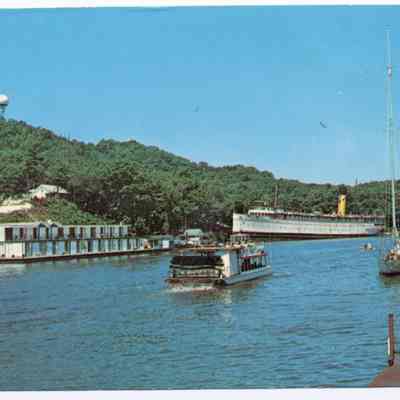 Postcard Paddleboat&Keewatin.jpg 961KB: Digital file on Jack Sheridan Drive 2021.72.02