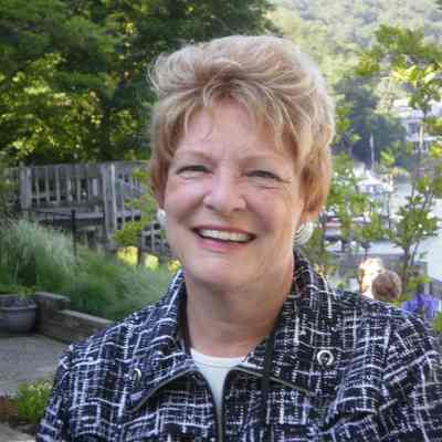 Nancy Woods