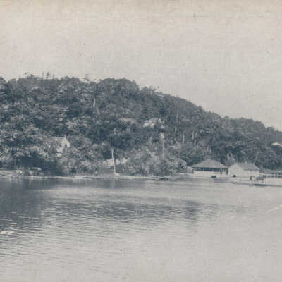 812. Greetings from Saugatuck, Mich. - Private Mailing Card, Mailed 1906: View of Pokagon Inn and Mt. Baldhead