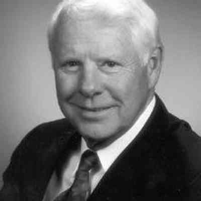 colling-Mature.jpg 35MB: Russell Colling