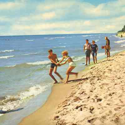 Oval_Beach_postcard-27.jpg 6.3MB