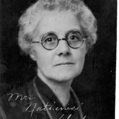 89-1-228_Mrs._Nathenial_Skidmore.jpg 692KB: Mrs. Reverend Nathaniel Skidmore, Louisa (Halloway) Skidmore 1871-1956.