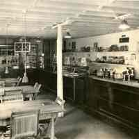          Tumble-In soda fountain in the Swift Villa ca 1938; tumble inn -swift villa.jpg 1.1MB
   