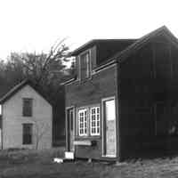          23_015_White_and_Red_.jpg 185KB
   