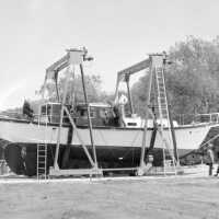          Launching Lasata.jpg 213KB; Boat built by Dick Hoffman
   